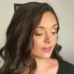 Maquillage naturel et lumineux de mariée par Mana Beauty dans l’Ain